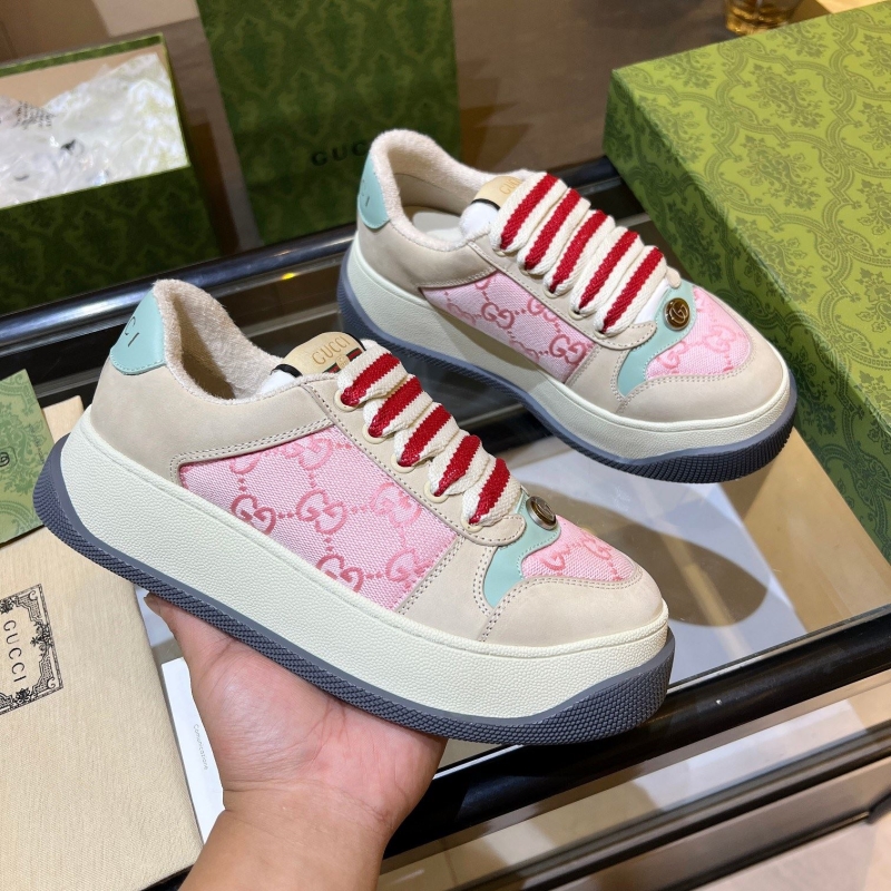 G*u*i casual shoes